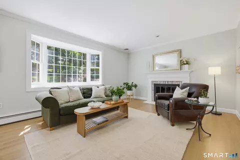 Living - 212 Cold Spring Rd, Avon, CT 06001 photo 5 of 8