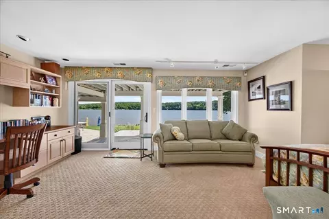 Bedroom - 409 River Rd, Deep River, CT 06417 photo 6 of 8