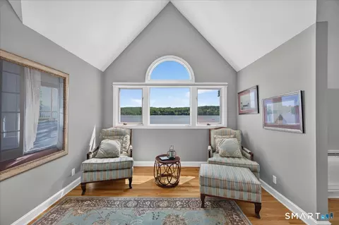 Entry Way - 409 River Rd, Deep River, CT 06417 photo 3 of 3