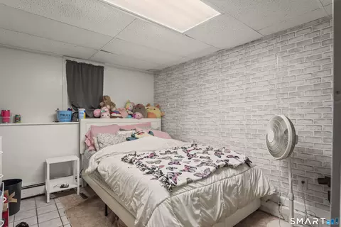 Bedroom - 49 Ironworks Rd, Clinton, CT 06413 photo 7 of 8