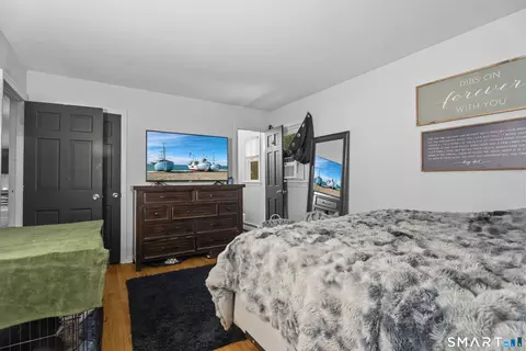Bedroom - 49 Ironworks Rd, Clinton, CT 06413 photo 2 of 8