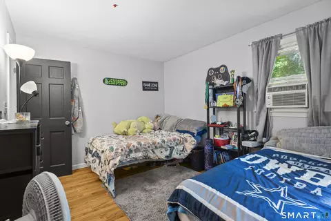 Bedroom - 49 Ironworks Rd, Clinton, CT 06413 photo 6 of 8