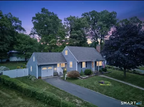 127 Helaine Rd, Manchester, CT 06042