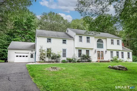 18 Stephanie Dr, New Milford, CT 06776