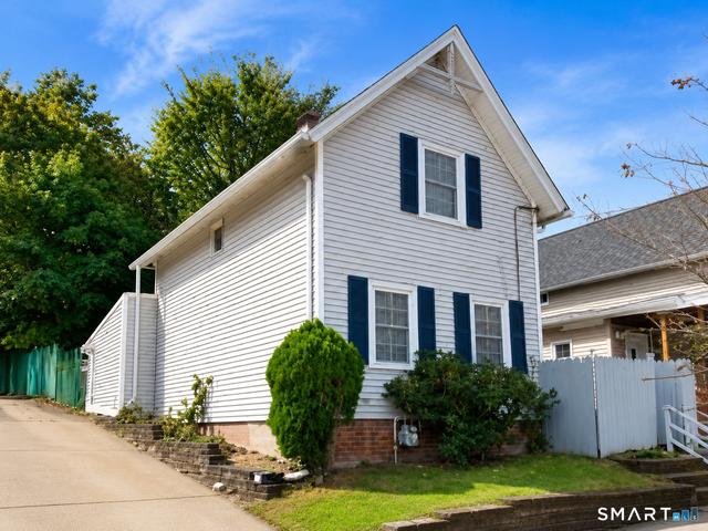 54 Lombard St, New Haven, CT 06513