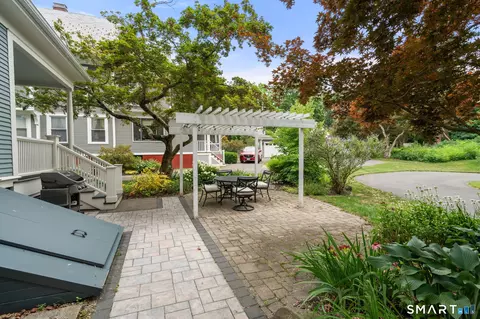 Exterior - 266 N Main St, Suffield, CT 06078 photo 6 of 7
