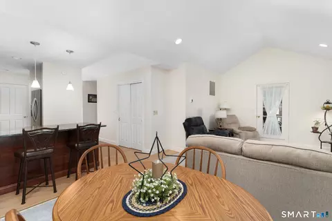 Dining - 78 Perry St #192, Putnam, CT 06260 photo 1 of 2