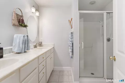 Bath - 78 Perry St #192, Putnam, CT 06260 photo 1 of 1