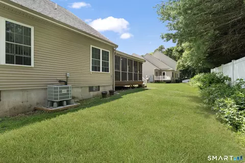 Exterior - 78 Perry St #192, Putnam, CT 06260 photo 5 of 10