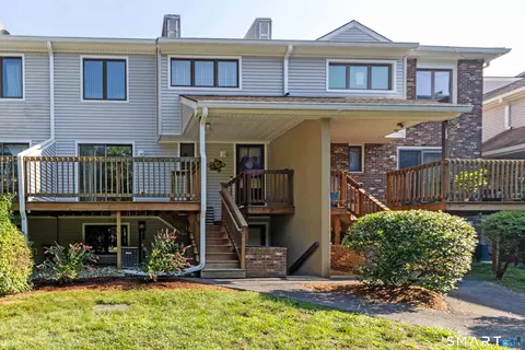 3 Dutton Place Way #3, Glastonbury, CT 06033