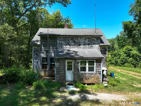 93 Gilliver Rd, Griswold, CT 06351