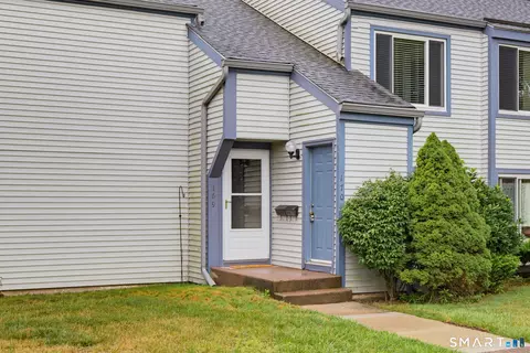 170 Candlewood Dr #170, South Windsor, CT 06074