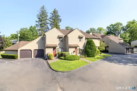 150 Hope St #10, Stamford, CT 06906