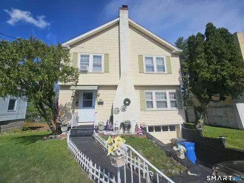 44 Forster St, Hartford, CT 06106
