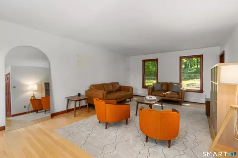 Living - 393 Copse Rd, Madison, CT 06443 photo 1 of 3