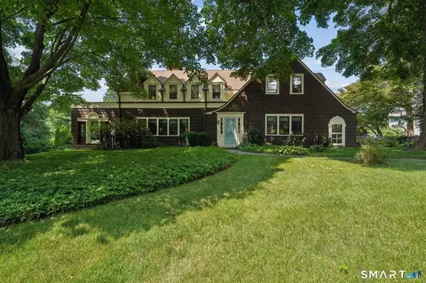 37 Bettswood Rd, Norwalk, CT 06851
