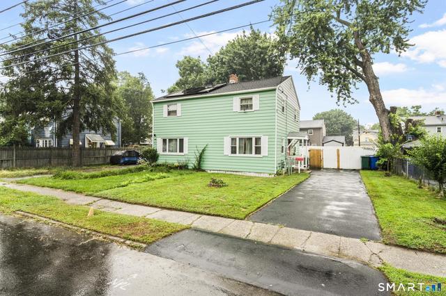 366 Columbus Ave, Stratford, CT 06615