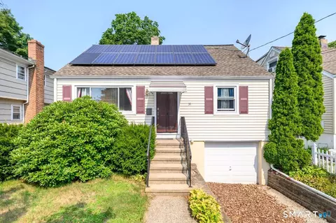 37 Center Ave, Norwalk, CT 06851