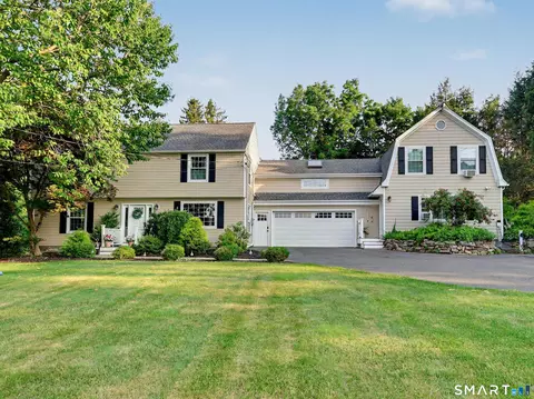 30 School St, Shelton, CT 06484