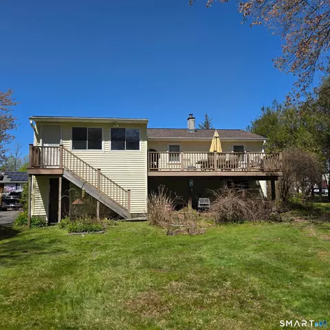 6 Colonial Dr, Prospect, CT 06712 photo 5