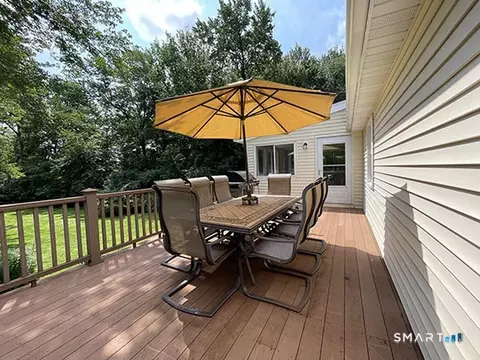 Exterior - 6 Colonial Dr, Prospect, CT 06712 photo 4 of 9