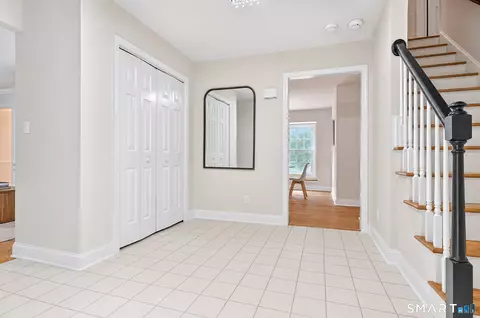 Entry Way - 2 Sutherland Dr, Sandy Hook, CT 06482 photo 1 of 1
