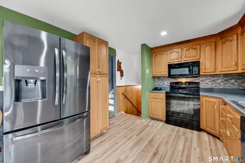 Kitchen - 57 Glen Eagle Dr, Bristol, CT 06010 photo 3 of 3