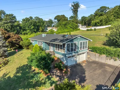 449 Brushy Plain Rd, Branford, CT 06405