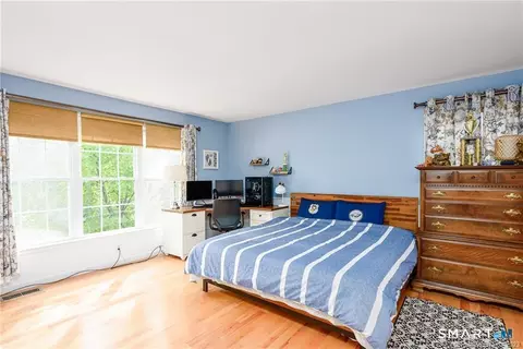 Bedroom - 83 Fox Holw #83, Avon, CT 06001 photo 1 of 6