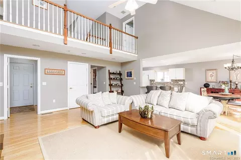 Other - 83 Fox Holw #83, Avon, CT 06001 photo 4 of 11