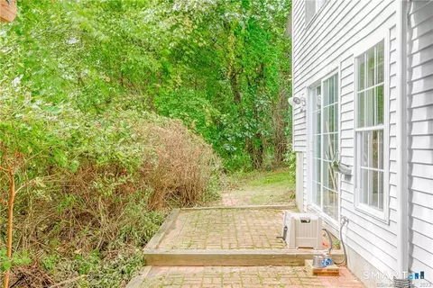 Exterior - 83 Fox Holw #83, Avon, CT 06001 photo 2 of 2