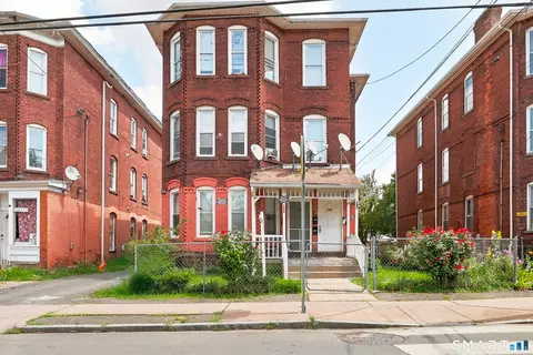 138-140 Putnam St, Hartford, CT 06106