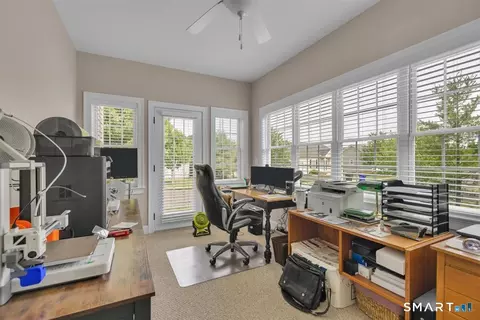 2 Chapman Chase Chase #2, Windsor Locks, CT 06096 photo 16