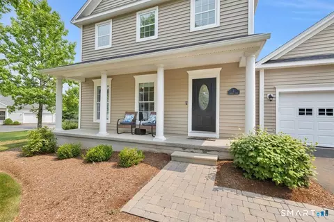 2 Chapman Chase Chase #2, Windsor Locks, CT 06096 photo 4