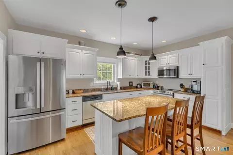 2 Chapman Chase Chase #2, Windsor Locks, CT 06096 photo 6