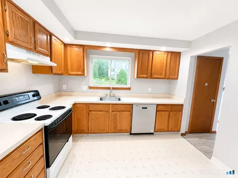 Kitchen - 308 Village Dr #308, Torrington, CT 06790 photo 2 of 3