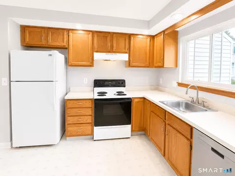 Kitchen - 308 Village Dr #308, Torrington, CT 06790 photo 3 of 3