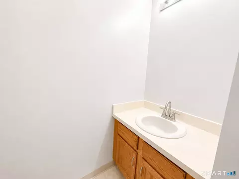 Bath - 308 Village Dr #308, Torrington, CT 06790 photo 1 of 3