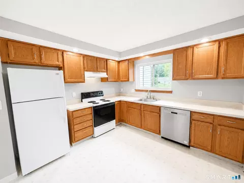 Kitchen - 308 Village Dr #308, Torrington, CT 06790 photo 1 of 3