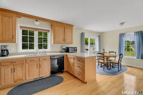 Kitchen - 70 Noahs Way, Sprague, CT 06330 photo 2 of 5