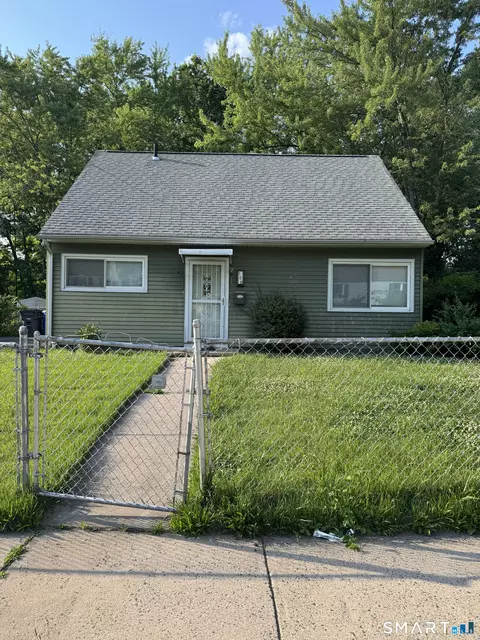 156 Andover St, Hartford, CT 06112