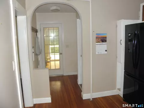 Entry Way - Undisclosed, Willimantic, CT 06226 photo 2 of 2