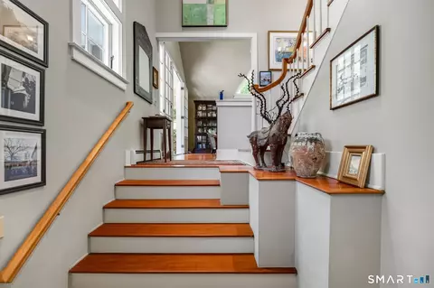 Entry Way - 106 Meadow Woods Rd, Deep River, CT 06417 photo 3 of 4