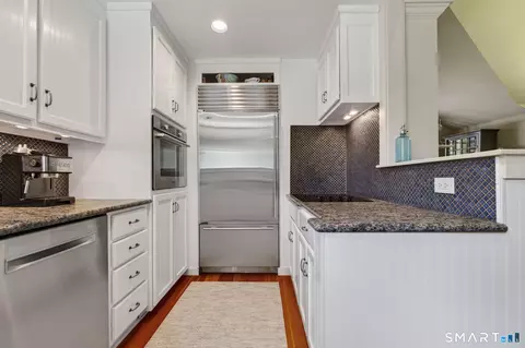 Kitchen - 106 Meadow Woods Rd, Deep River, CT 06417 photo 2 of 2