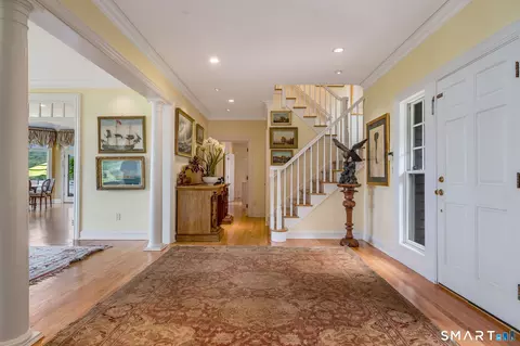Entry Way - 323 River Rd, Deep River, CT 06417 photo 2 of 5