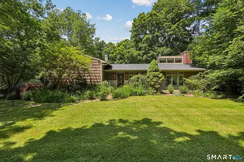161 Old Stagecoach Rd, Ridgefield, CT 06877