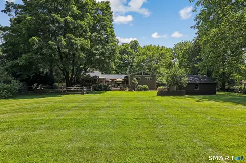 161 Old Stagecoach Rd, Ridgefield, CT 06877