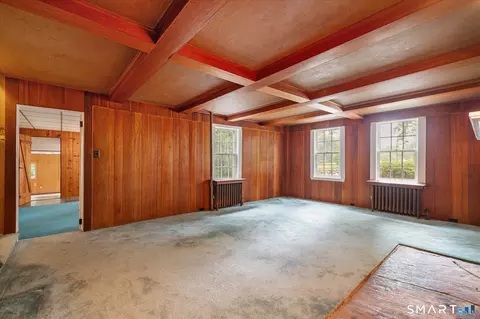 Living - 218 N Bigelow Rd, Hampton, CT 06247 photo 4 of 5