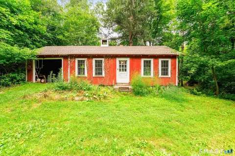 Exterior - 218 N Bigelow Rd, Hampton, CT 06247 photo 8 of 12
