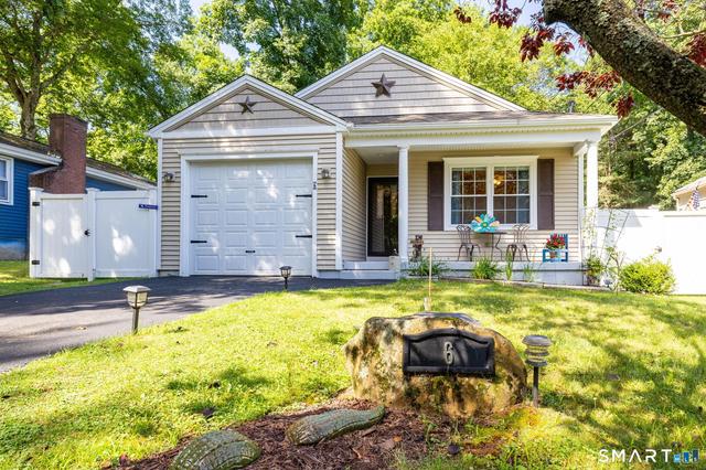 6 Wood Acres Rd, Amston, CT 06231